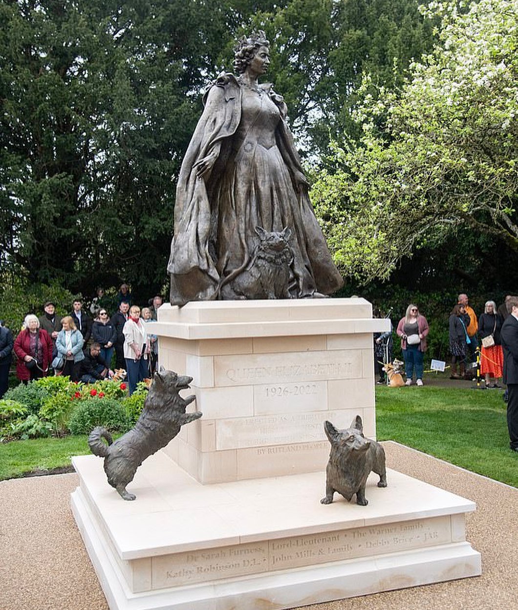 Queen Elizabeth II Memorial Statue Pays Homage To Her Corgis