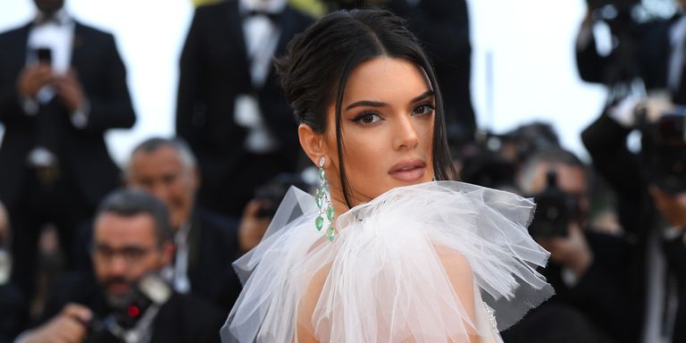 Kendall Jenner Had To Stop Catwalk Modelling Because She Was On The ...