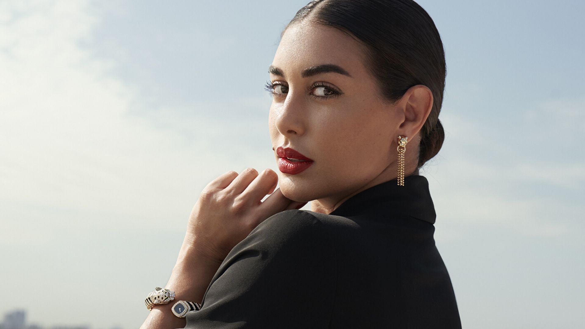 Watch | An Exclusive First Look At Yasmine Sabri's Panthère De Cartier ...