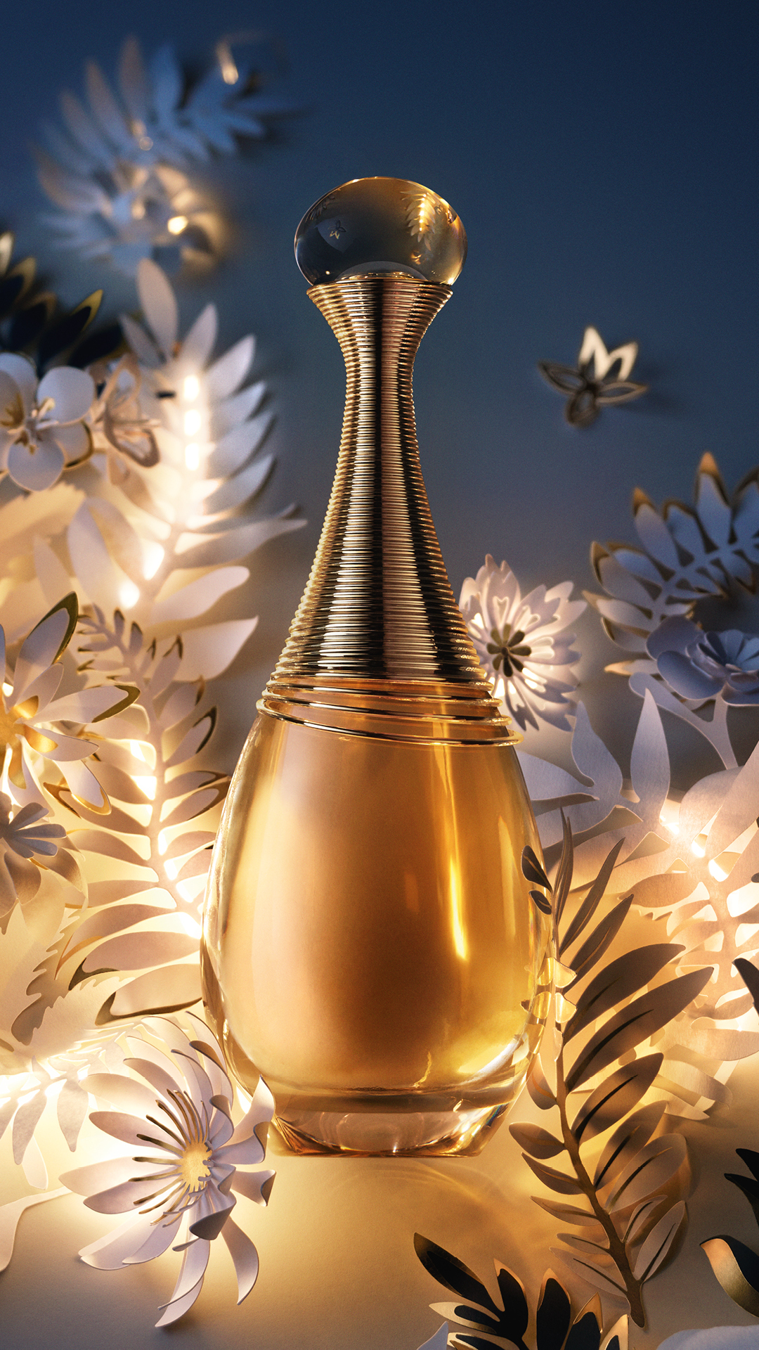 Dior’s New Perfume Smells As Divine As It Looks | Harper's Bazaar Arabia