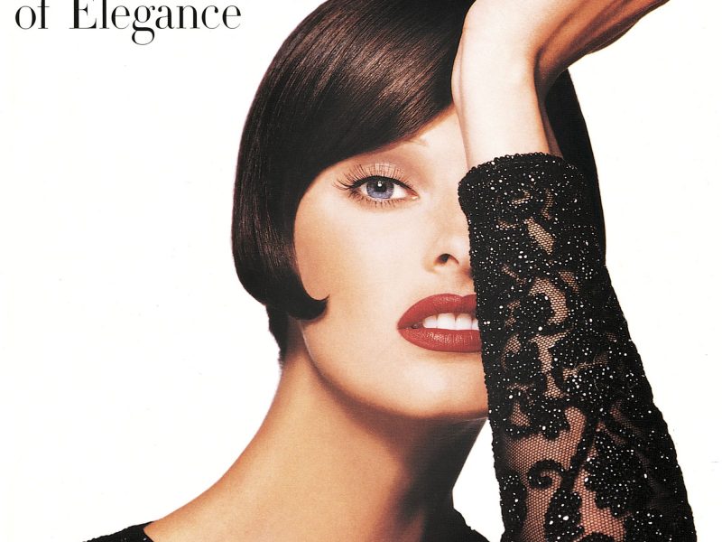 Christy Turlington - News, Photos & Videos on Christy Turlington