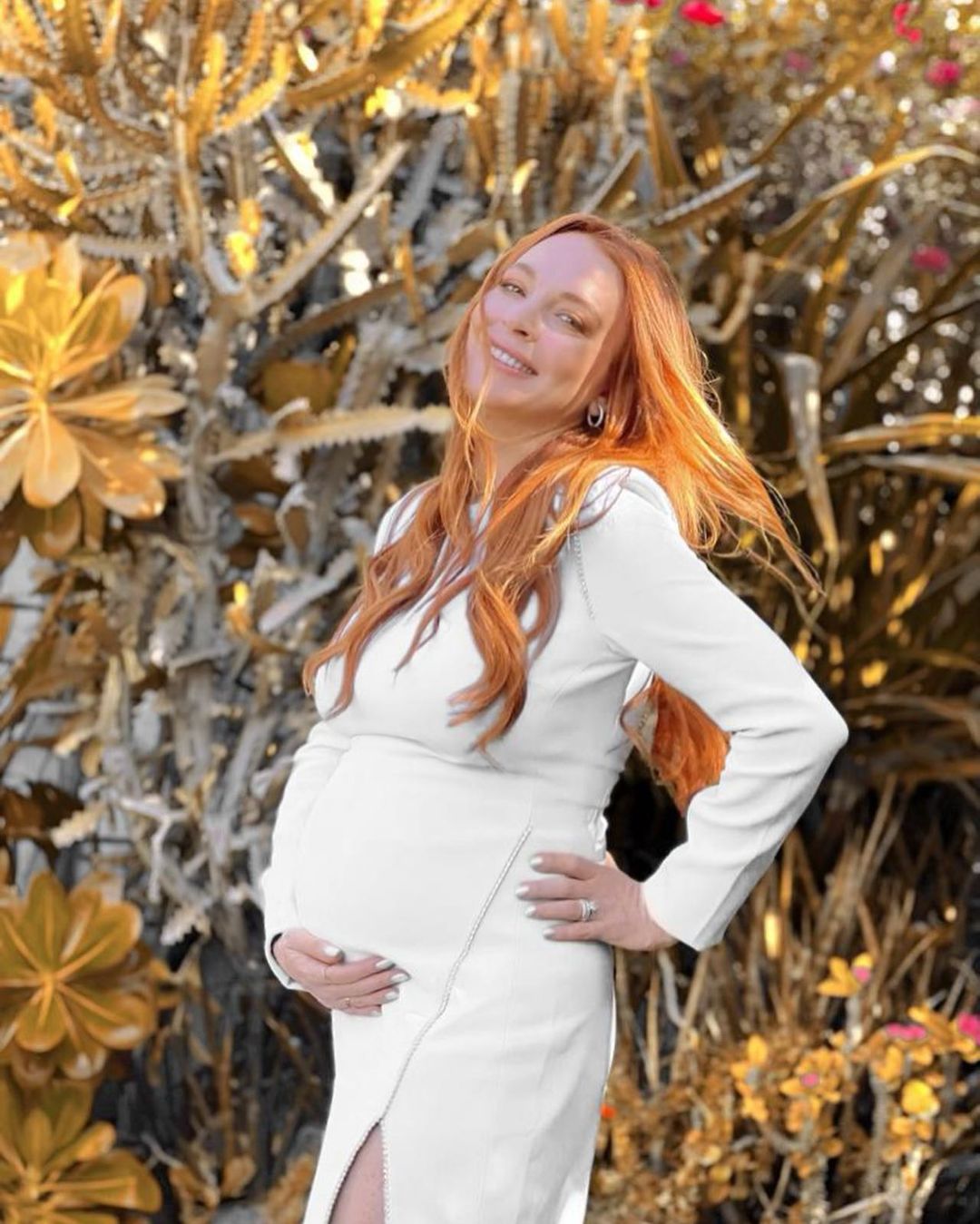 Lindsay Lohan Son The Mean Girls Star Shares Her Newborn's Name