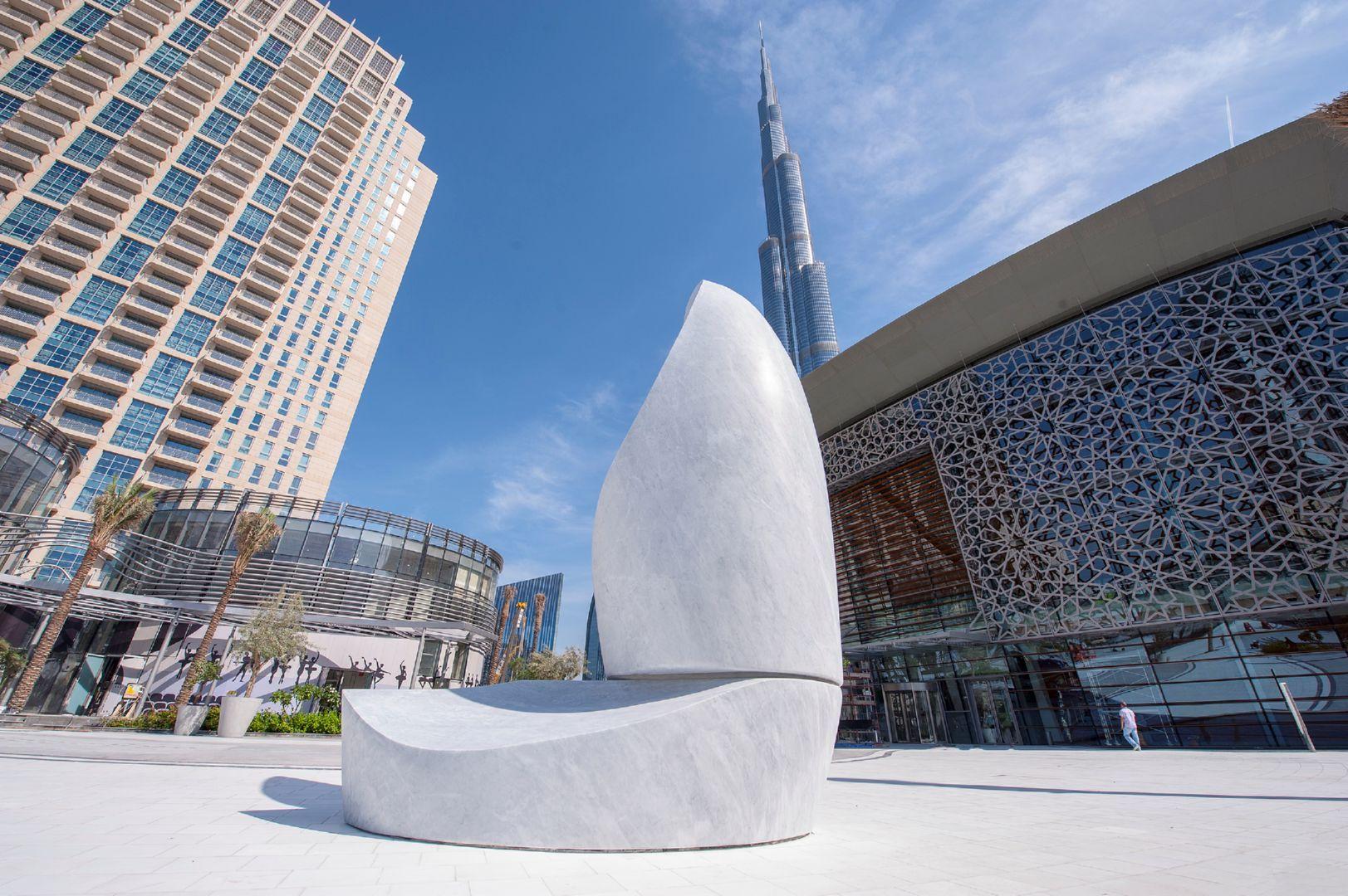 Dubai Opera Unveils Highly Anticipated Sculpture | Harper's BAZAAR Arabia