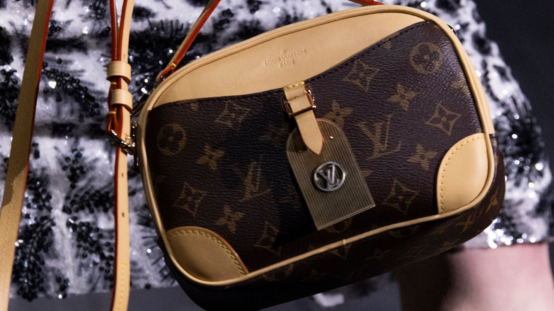 Louis Vuitton Launches E Commerce Platform In The Uae Harper S Bazaar Arabia