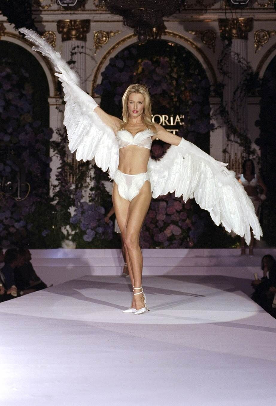 Victoria's Secret Fashion Show Angels: 14 Fun Facts to Know