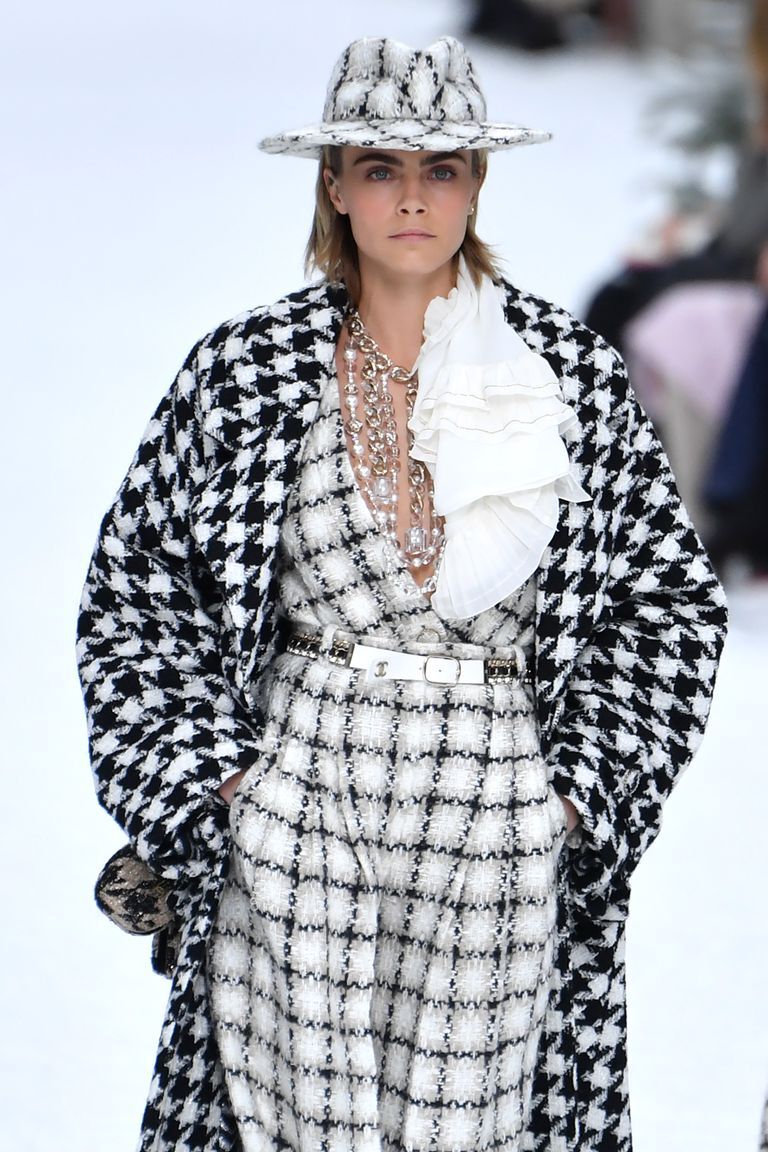 The Chanel Show Was An Emotional Goodbye To Karl Lagerfeld | Harper's ...