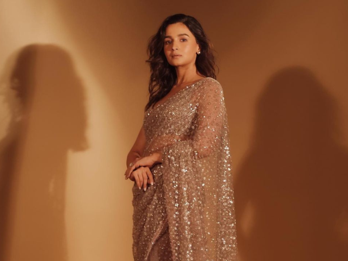 Alia on sale bhatt wearing